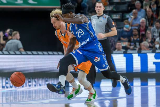 强劲的对手 强劲的对手