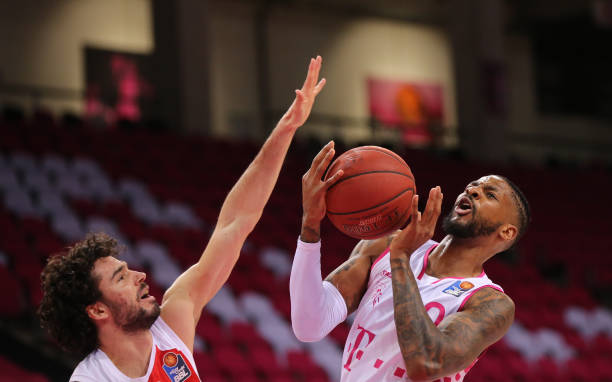 王山反成利 王山反成利